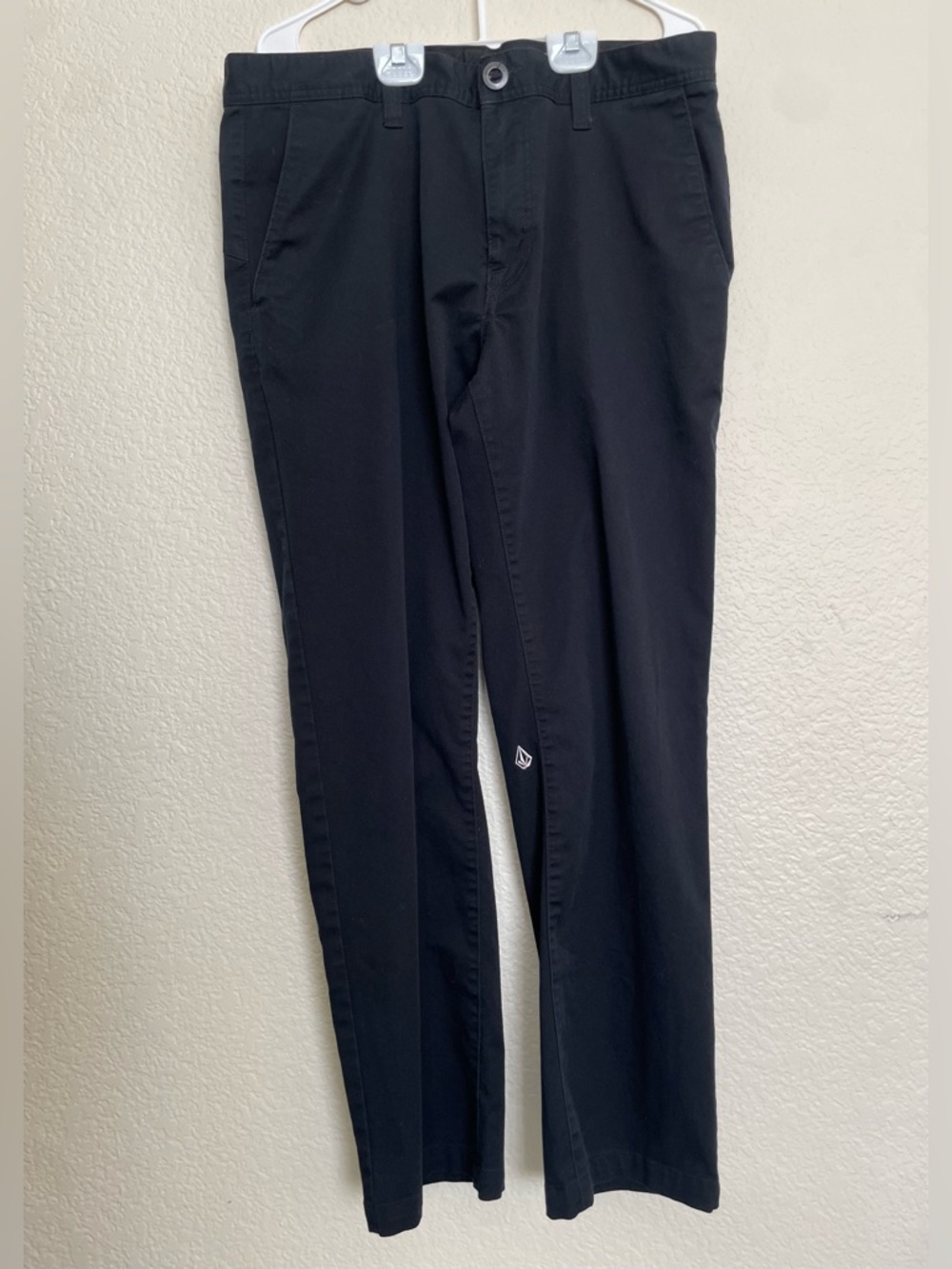 Volcom Men’s Black Chino Pants Size 36 Straight Fit Casual Skate
